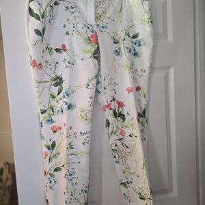 Worthington White Floral Straight-Leg Pants